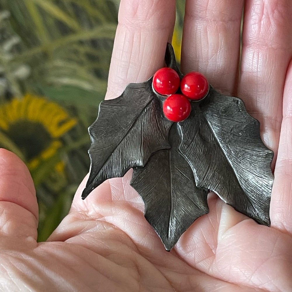 Vintage Holly Brooch pewter signed